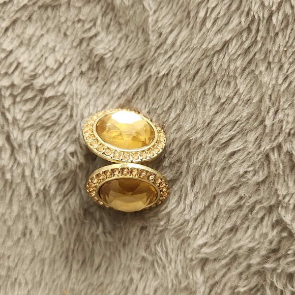 Light Gold Colored  Center Earring Surrounded by Cubic Zerconia Stones - Picture 4 of 6